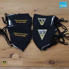 Wir, die fans des tsv alemannia aachen, kämpfen seit drei jahren gegen abstieg, insolvenz und den fall in die. Alemannia Aachen Schwarze Behelfsmaske Mit Gummizug I Love Oche Onlineshop