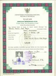 Terdapat tiga jenis ijazah yaitu; Scan Ijazah Depan Izkandr Rocketmail Com Flickr