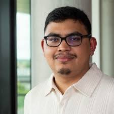 This week I have completed my 2-week internship with The Charity Shop Gift  Card. Working with Sarah Cox & Lee Fellows was an absolute pleasure and I'm  grateful for their guidance and