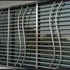 Bar stainless steel balcony railing, for construction. 1