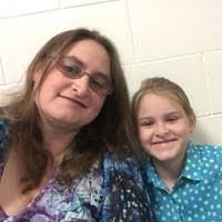 Lisa Eide's Instagram, Twitter & Facebook