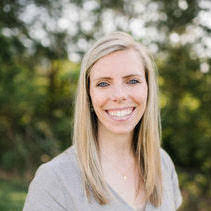 Dana Emanuel's Instagram, Twitter & Facebook