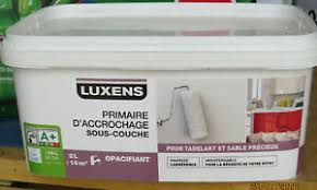 / cette technique offre un rendu visuel exceptionnellement esthétique. Peinture Luxens Sable Precieux Peinture A Effet Les 10 Textures Du Moment La Peinture Sablee Est Une Peinture Rayonnante A Effet Mineral Elizar Mayday