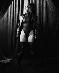 Shenseea Nude and Sexy Photo Collection - Fappenist