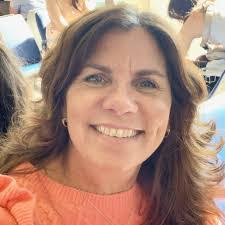 Jessica Lingle's Instagram, Twitter & Facebook