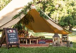Kinderzelt Im Garten Diese Glamping Diy Projekte Schaffen Urlaubsfeeling Im Hinterhof Kinder Zelte Glockenzelt Und Zelten