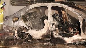 To paint with a roller, you don't need respiratory protection like with a car spray painting gun. Luxury Car Torched Outside Landsdale Home In Early Hours Of Morning The West Australian