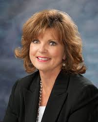 Governing board names Lynn Neault chancellor of Grossmont-Cuyamaca  Community College District