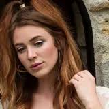 Photo by Larry Renner, Molly Stephens