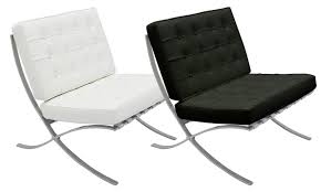 Een originele barcelona chair is natuurlijk super mooi en bijzonder, maar voor velen is deze stoel niet betaalbaar. Container Door Ltd Replica Barcelona Chair