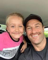 Sasha Carrier's Instagram, Twitter & Facebook