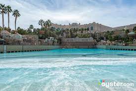 Mandalay Bay Resort Casino Review What To Really Expect If You Stay