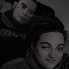 🔗: bit.ly/44G1TtD Everyone needs a #BennyBlanco in their life! 🥹💜 The  music producer surprised fiancée #SelenaGomez with a prom-themed party  after learning she had never been to her own high school senior