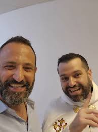 لبنان باقي باقي باقي ١٠٤٥٢ كم م @ROY ABDALLAH OMM God bless you Abouna  #foryoupage #explore #viral