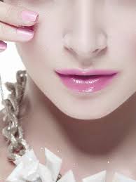 Il doit être bien traité. Sos Point Noir Les Bons Conseils Pour Votre Peau Biba Magazine