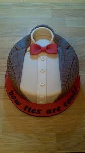 Decorazioni Torte Di Compleanno Uomo Giacca E Papillon Come Torta Torte Di Compleanno Torte Per Il 50esimo Compleanno Torte Di Compleanno Uomo