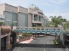 Your experience shopping in santa ana, ca starts with main place mall's anchors: Mainplace Mall Wikipedia