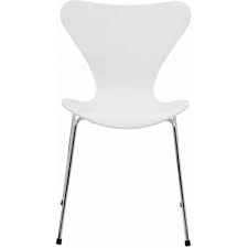 Matching the seat shell using the same colour, the frames are now available in black, white, chavalier orange & trieste blue. Fritz Hansen Series 7 Stuhl Nunido