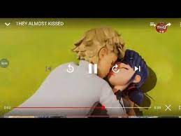 Marinette Kisses Adrien Youtube In 2021 Miraculous Ladybug Fanfiction Miraculous Ladybug Anime Marinette