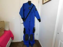 dui cf200x scuba dry suit size large w 2 caps boots