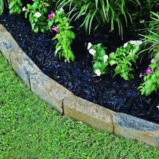 Pavestone Splitrock 10 5 In X 3 5 In X 4 In Yukon Concrete Edger 168 Pcs 147 Lin Ft Pallet 11011050 The Home Depot Pavers Backyard Landscaping Ideas Front Yard Landscaping Design Backyard Landscaping