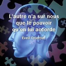 Résultat de recherche d'images pour "être riche n'implique pas être heureux"