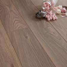 Colours Arpeggio Heritage Oak Effect Laminate Flooring 1 85m Pack Departments Diy At B Q Laminate Flooring Flooring Beautiful Flooring