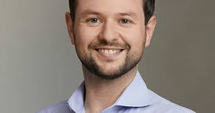 Mark Zager's Instagram, Twitter & Facebook