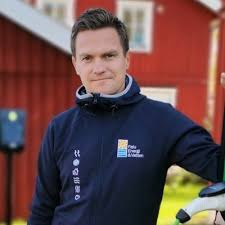 Daniel Asplund (@Asplund023)