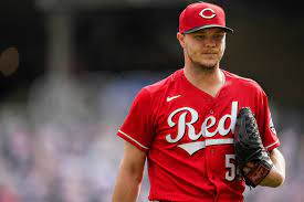 All the 2018 reds batting and pitching stats, standings, depth charts, roster notes, schedule/results, news and analysis. Cincinnati Reds 3 Players Who Benefit From Injury Plagued Roster