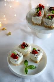Mini Cheesecake Salati Con Olive Taggiasche E Pomodorini Confit Stuzzichini Per Festa Ricette Cibo