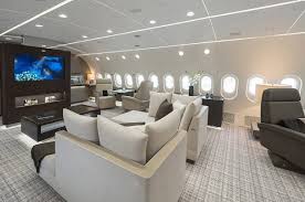 The boeing business jet series are variants of boeing jet airliners for the corporate jet market. The Private Boeing 787 Dreamliner That Costs Almost 100 000 An Hour To Fly