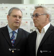În mai 1977, au început să se facă selecționări pentru programul de. Dumitru Prunariu Leonid Popov Agerpres ActualizeazÄƒ Lumea
