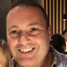 Rob Riddell's Instagram, Twitter & Facebook