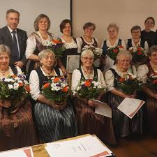 Da ist seit 40 Jahren Musik drin: Landfrauenchor feiert Jubiläum in Buch