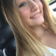 Leah Schell's Instagram, Twitter & Facebook