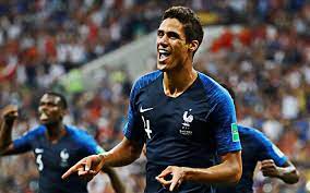 Raphael varane said the way to tackle racism is to play together and be united. Herunterladen Hintergrundbild Raphael Varane 4k Franzosisch Fussballspieler Portrat France National Football Team Gesichts Fussball Fur Desktop Kostenlos Hintergrundbilder Fur Ihren Desktop Kostenlos