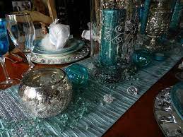 I don't know what it is about being in my third trimester but i've experienced such a surge in my creativity lately. A Perfect Setting A Teal Christmas Setting Silver Christmas Decorations Turquoise Christmas Teal Christmas