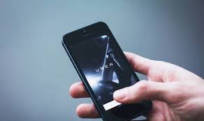 80% din valoarea unei curse ajunge la şofer. Cat Castiga Un Sofer Uber In 2020