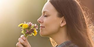 Patients in manic episodes exhibit deficits in olfactory function