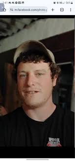 Hobart prom tonight and this is what I'm talking my daughter and her  boyfriend in 😎 more pics to come...