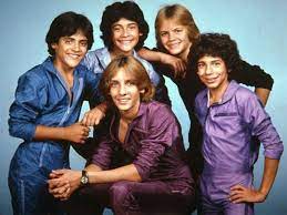 Ele entrou no grupo menudo em 1983, ao substituir xavier servia. Tzkxdknimnpgfm