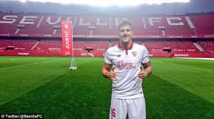 Jovetic ile kariyerine başladı fk partizan kazanarak çifte ait sırpça superliga ve sırp kupası 2008 yılında, daha sonra katıldı acf. Stevan Jovetic Resmi Mendarat Di Sevilla Tribunnews Com Mobile