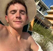 Connor James Hirsch (@connorjameswho) · Instagram photos and videos