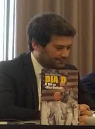 Der wahlkampf in portugal steht ganz im . Andre Ventura Photos Andre Ventura Picture Gallery Famousfix