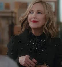 Tributes have poured in following the passing of much loved Irish fashion  designer, Catriona Hanly. The Roscommon native was well-known as a fashion  designer and socialite, and her designs were worn by