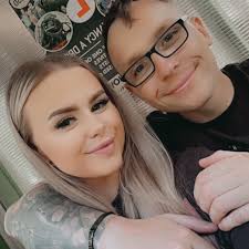 Looking for a recommended plumber to install a bathroom?? Also looking for  a Tiler ?