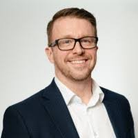 Melissa Fifield's Instagram, Twitter & Facebook