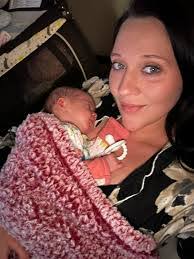 Courtney Quick's Instagram, Twitter & Facebook