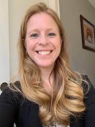 Allyson Barr's Instagram, Twitter & Facebook